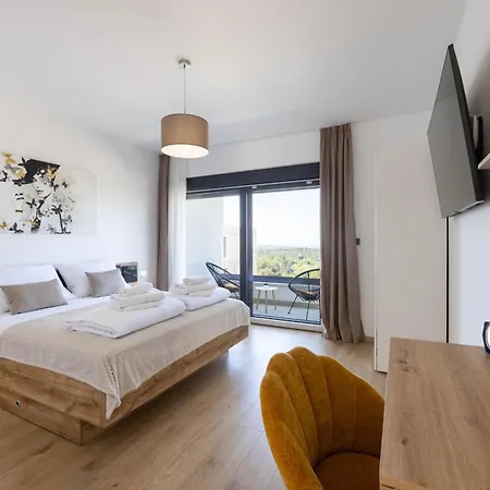 Golden Shine-primosten * Primosten