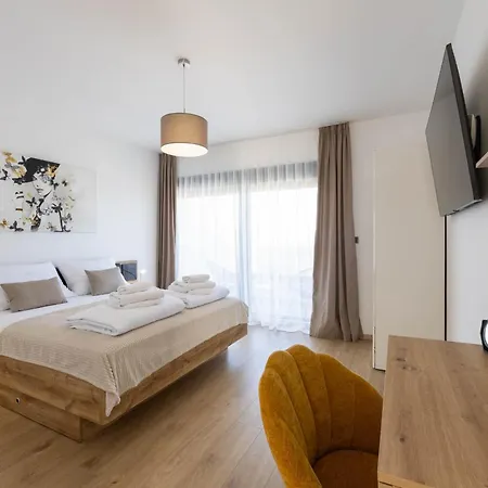 Golden Shine-primosten Villa *