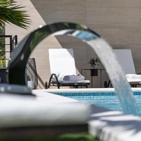 Golden Shine-primosten Villa *