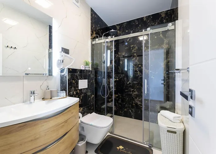 Golden Shine-primosten Primošten