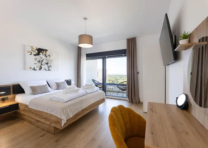 Golden Shine-primosten * Primošten