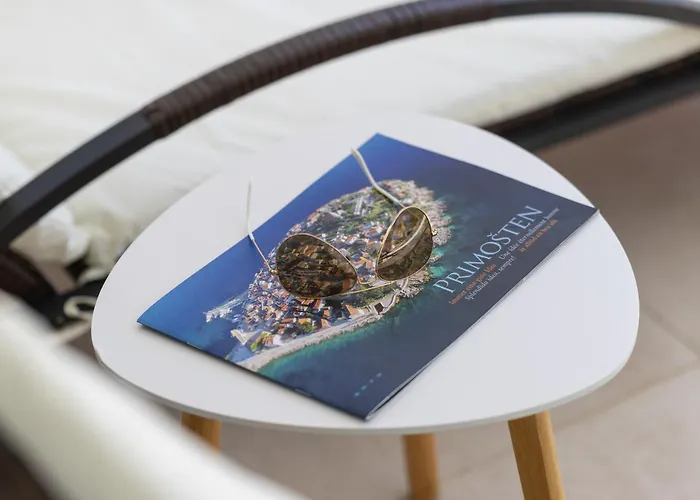 Golden Shine-primosten Villa *