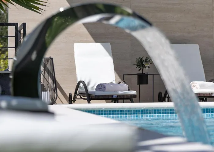 Golden Shine-primosten Villa *